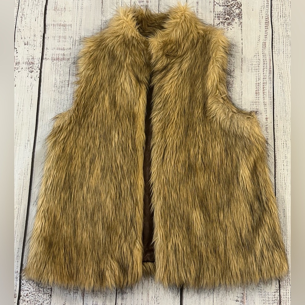 💥2/$15💥Vintage Kenar Faux Fur Light Brown Vest Women’s M Luxury Statement Piece